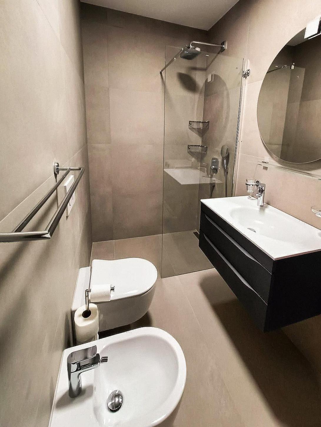 Beautiful Apartment With Picturesque View And Free Parking 포르토로즈 외부 사진